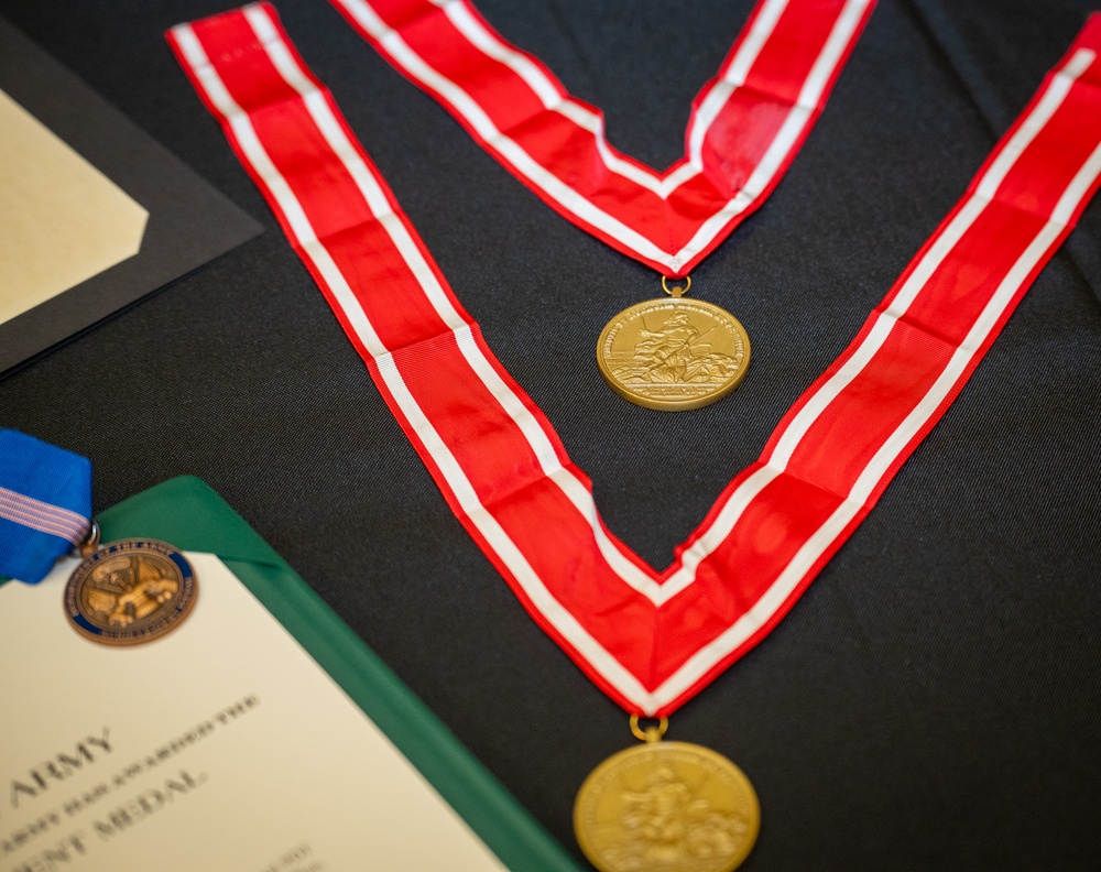 Buffalo District Recognizes Two Bronze de Fleury Medal Recipients