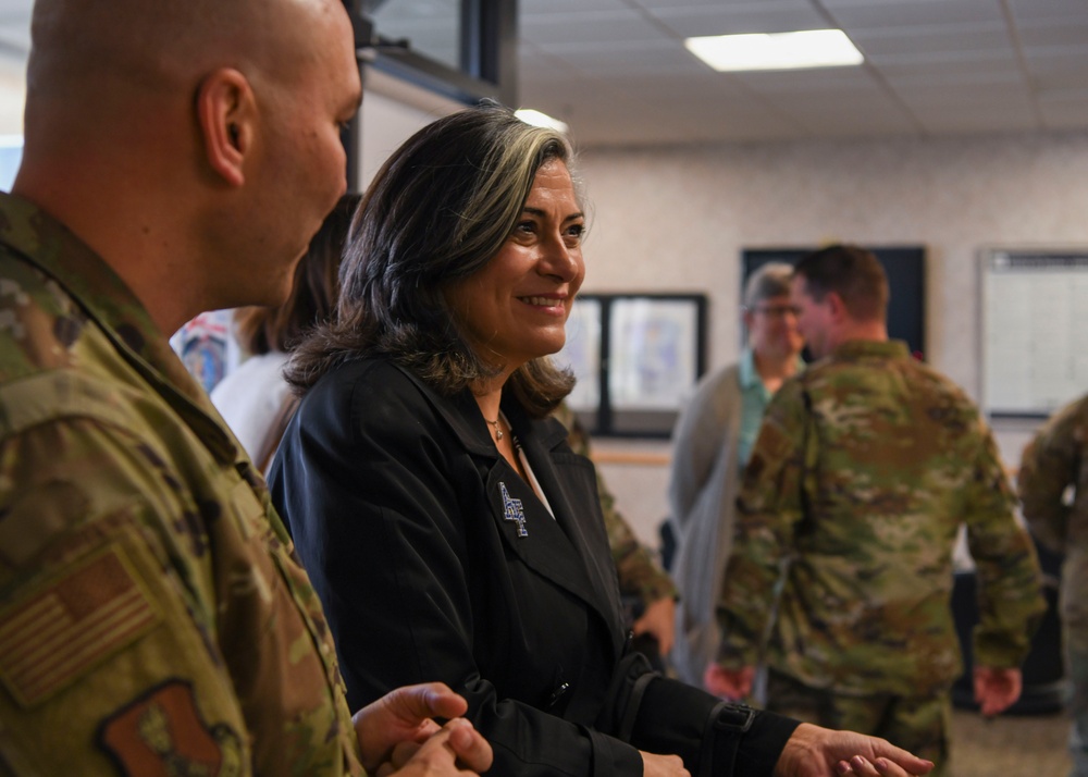 VCSAF spouse tours Grand Forks AFB, visits with Key Spouses