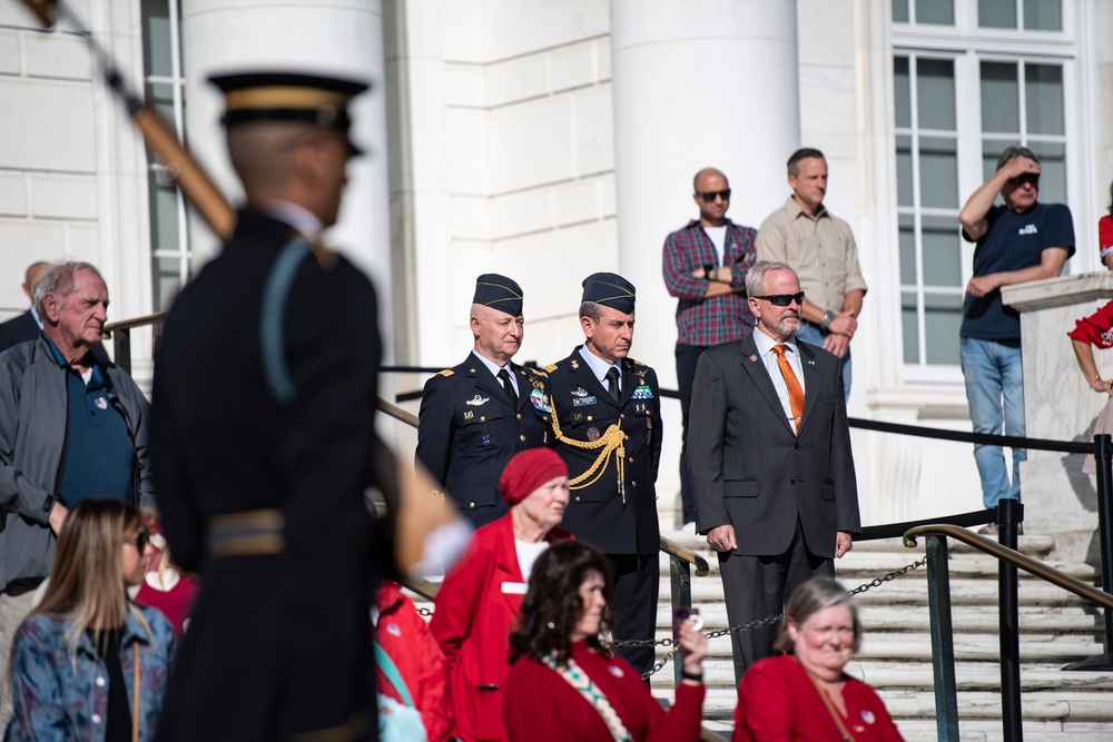 Italian Air Force Chief of Staff Lt. Gen. Luca Goretti Participates in a Public Wreath-Laying Ceremony at the Tomb of the Unknown Soldier