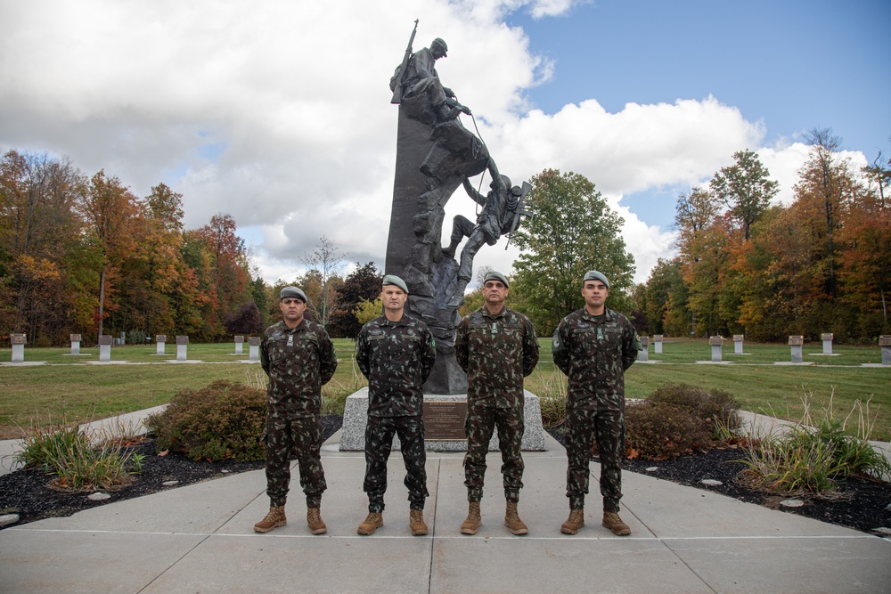 Brazilian Army Maj. Gen. Nagy, Commander of the 4th Mountain Inantry Brigade visits the 10th Mountain Division