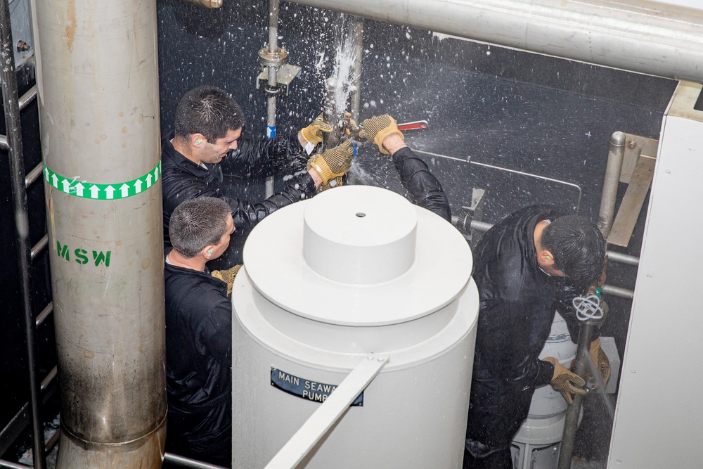 Chilean Sailors Simulate Damage Control