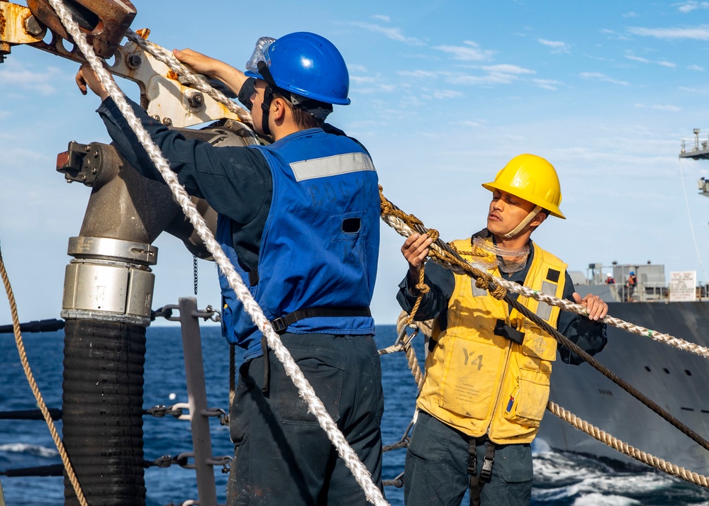 USS John Finn Conducts Replenishment-at-Sea with USNS Tippecanoe