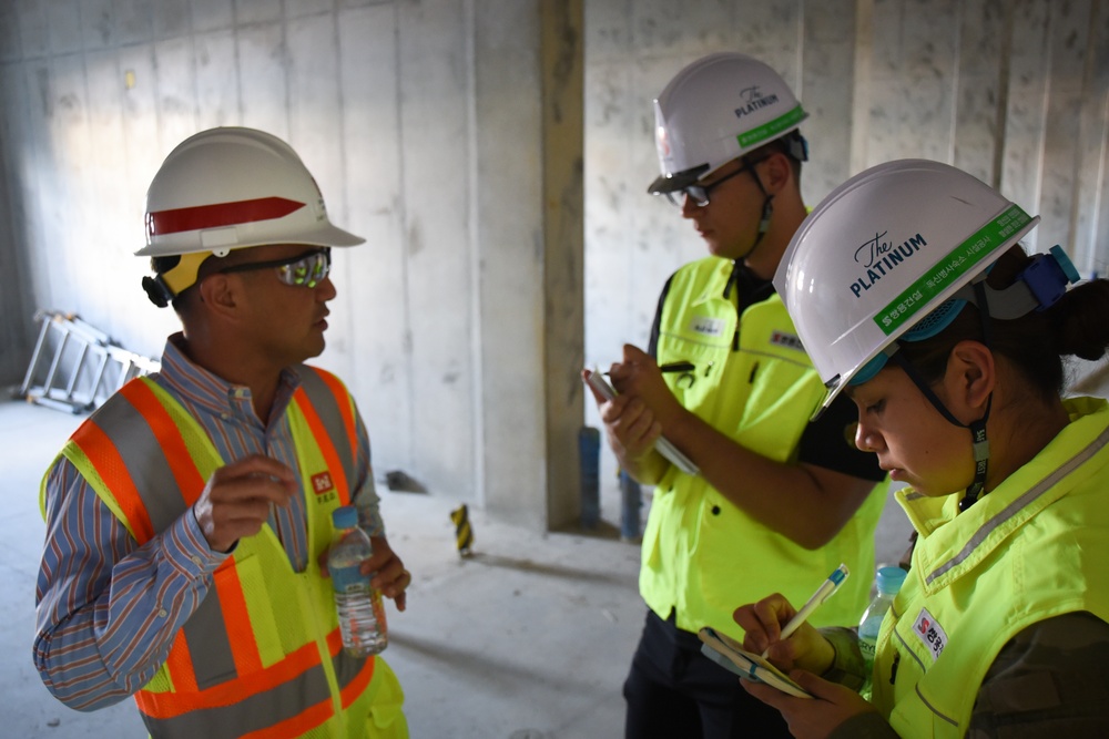 Soldier input is valued during sneak peek of future home