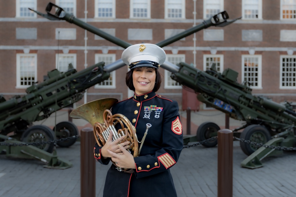 Marines Perform at Independence Hall