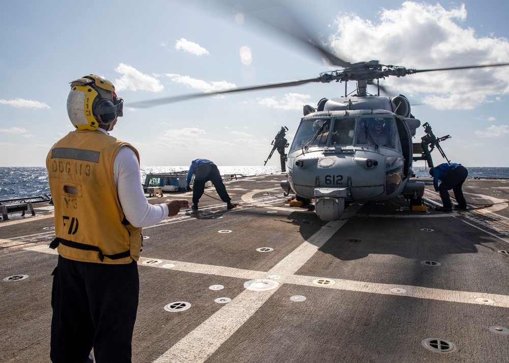 Deputy Commodore of Destroyer Squadron 15 Visits USS John Finn (DDG 113)