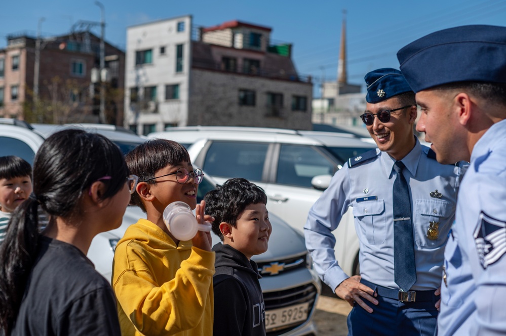 Kunsan Airmen share Fire Prevention with local community