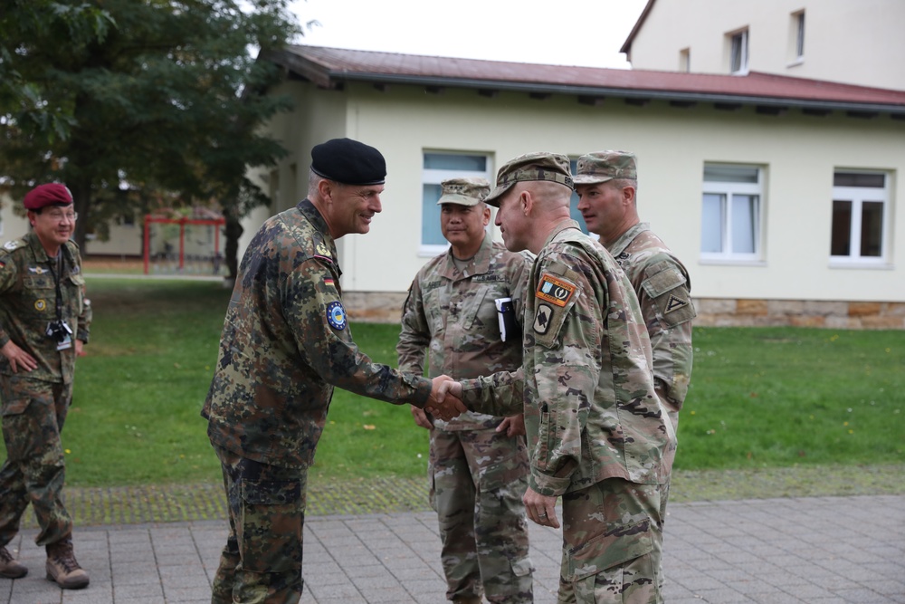 Lt. Gen. Andreas Marlow visits Grafenwoehr