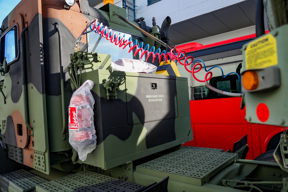 Provider Command visits contract maintenance site for transnational transport refit