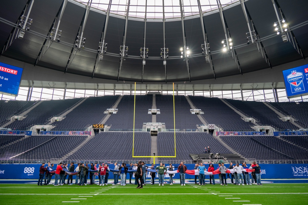 Pathfinders participate in 2023 London NFL Game