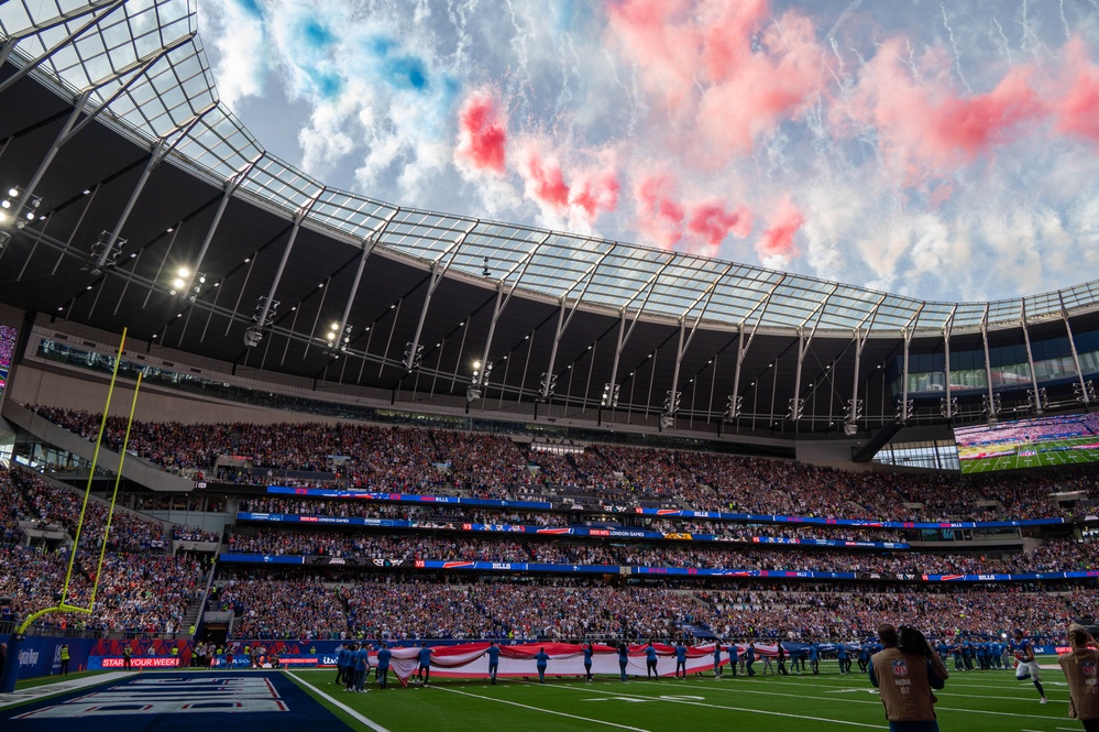 Pathfinders participate in 2023 London NFL Game