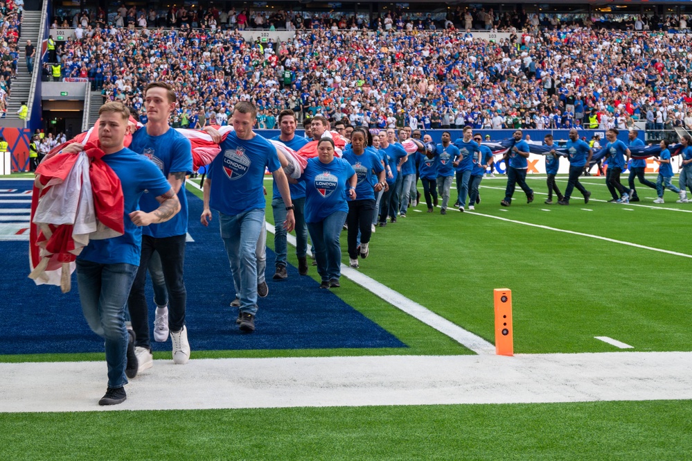 Pathfinders participate in 2023 London NFL Game