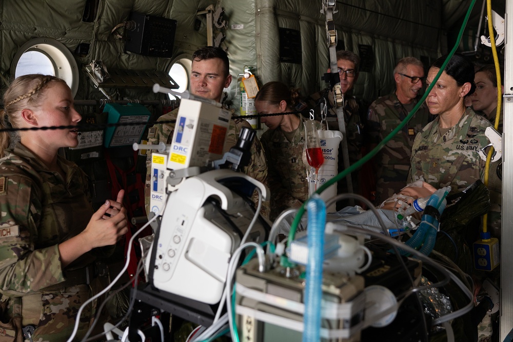 Surgeon Cell hosts International Medical Conference