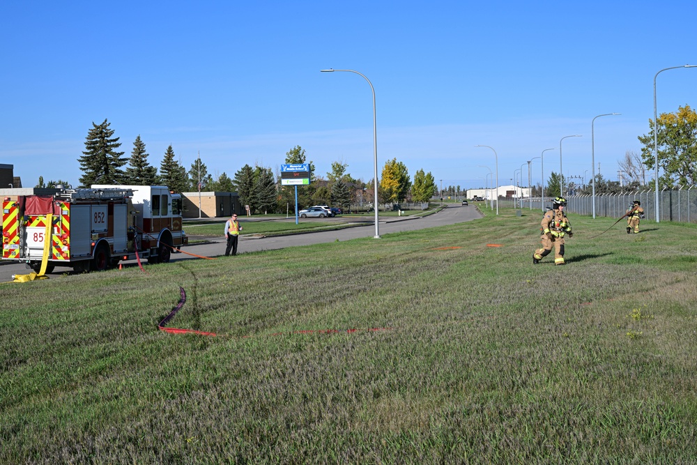 Minot AFB Fire Department executes fire drill