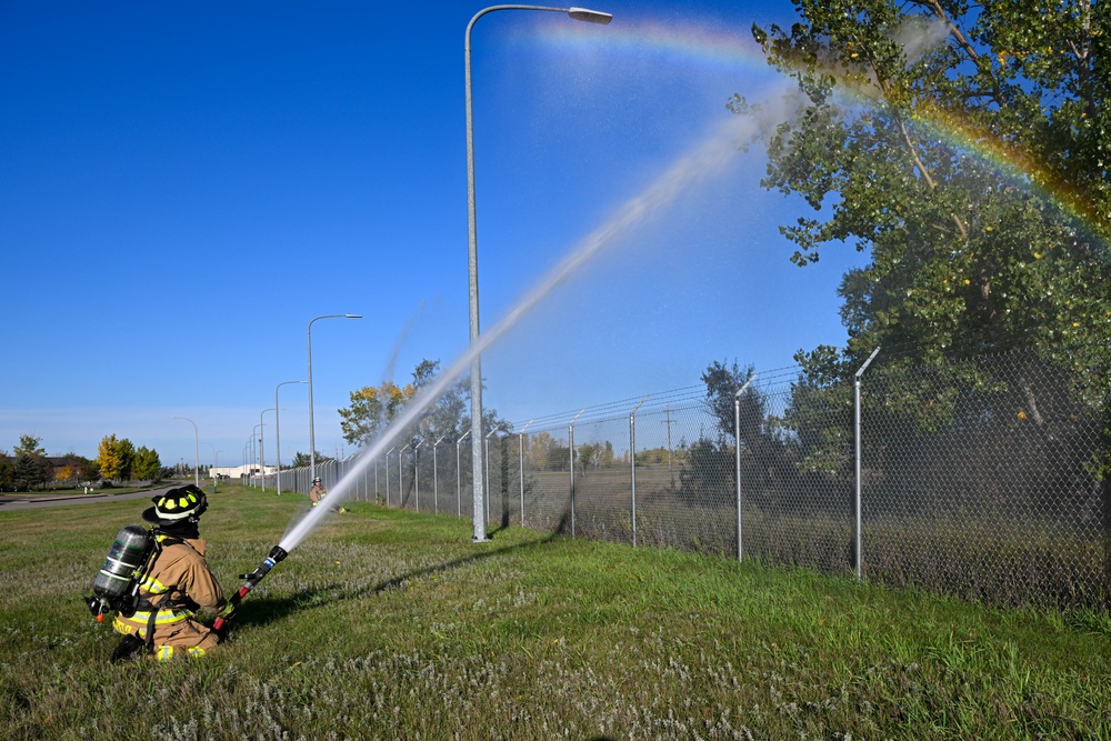 Minot AFB Fire Department executes fire drill