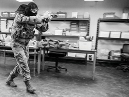 445th Airmen train with local law enforcement