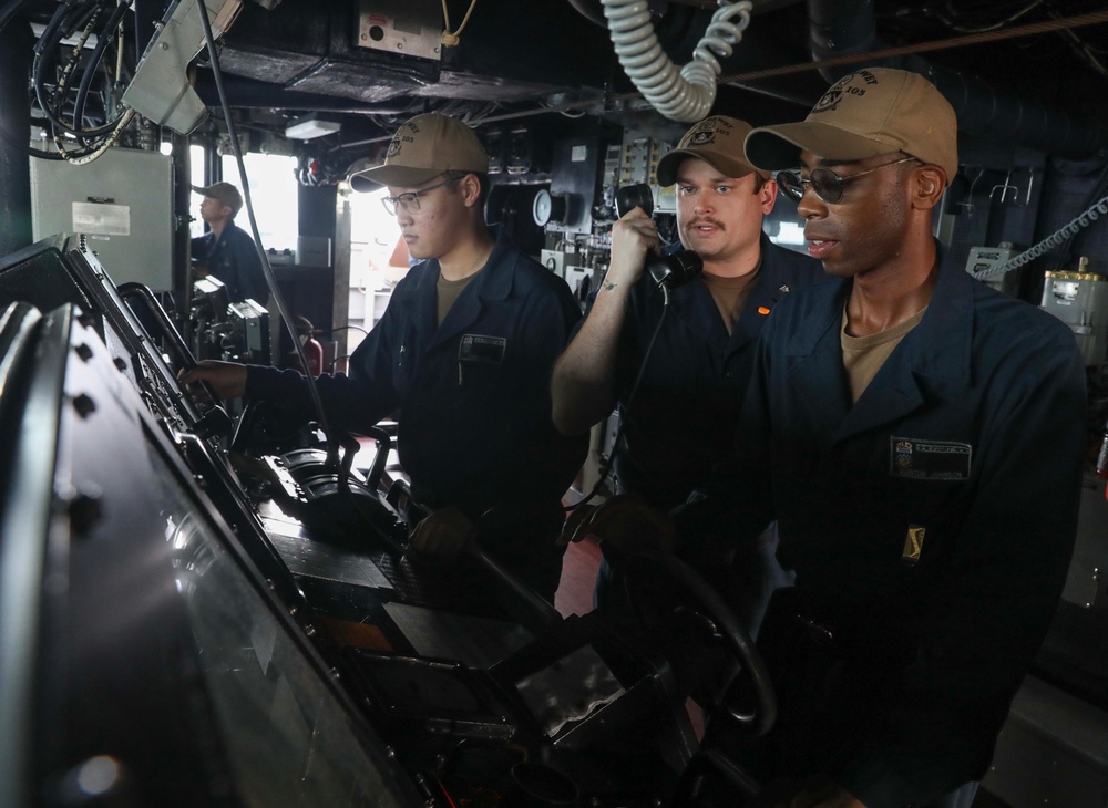 USS Dewey (DDG 105) Conducts Replenishment-at-Sea Exercise During Maritime Training Activity Sama Sama