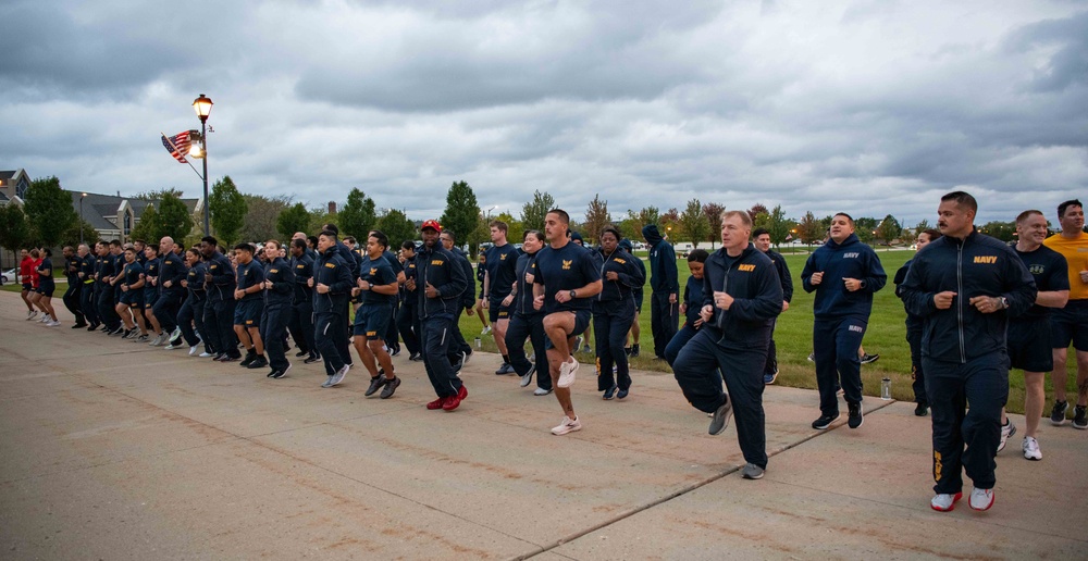 Recruit Training Command Commemorates the Navy’s 248th Birthday