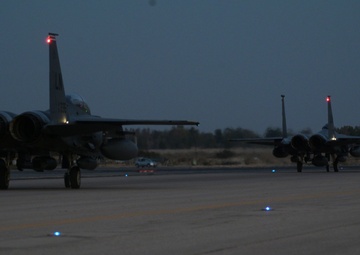494th Expeditionary Fighter Squadron arrives