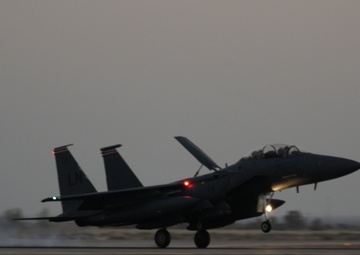 494th Expeditionary Fighter Squadron arrives