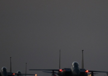 494th Expeditionary Fighter Squadron arrives