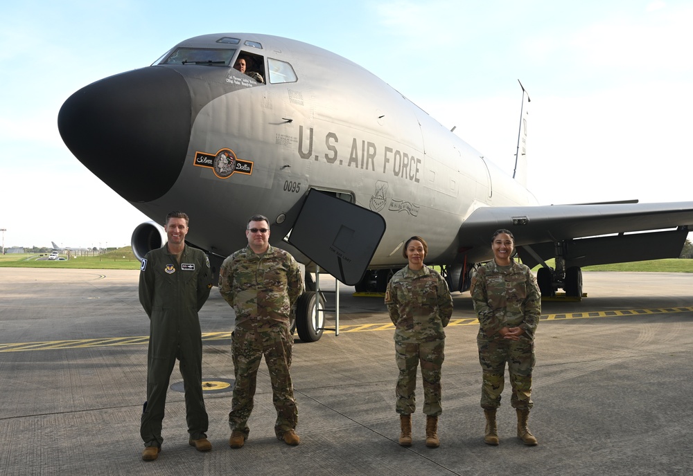 ‘Silver Dollar’ nose art dedication shares latest heritage of 100th ARW KC-135 fleet