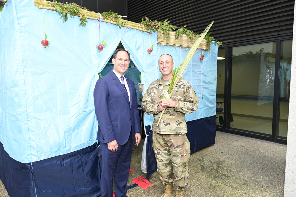 Walter Reed Celebrates Sukkot