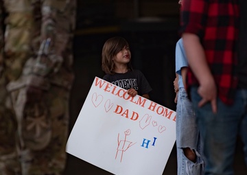Rescue, Maintenance Airmen return from deployment