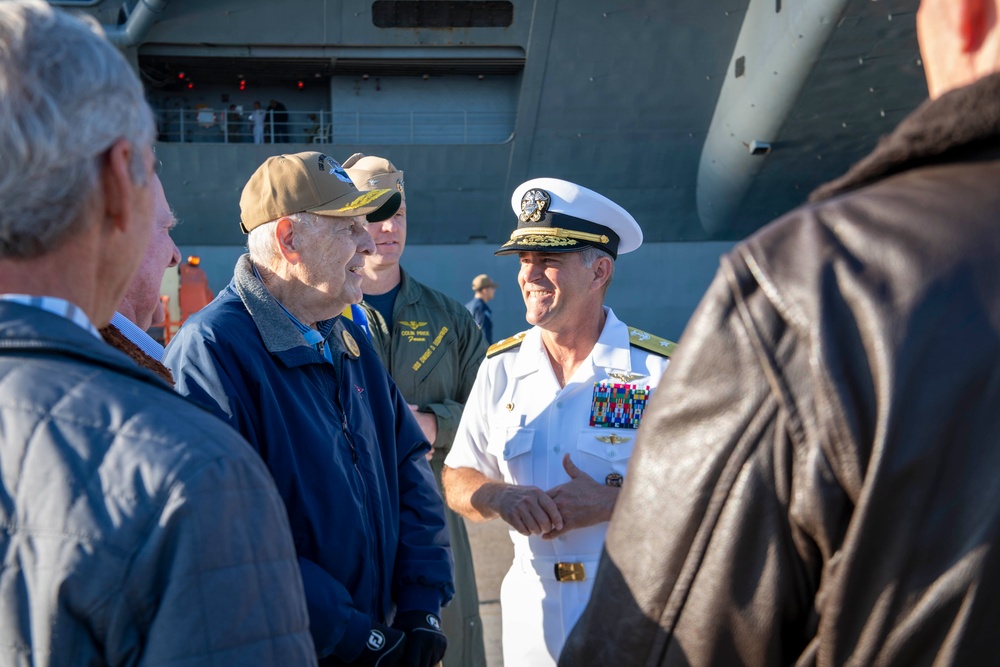 Us navy clearance eisenhower jacket