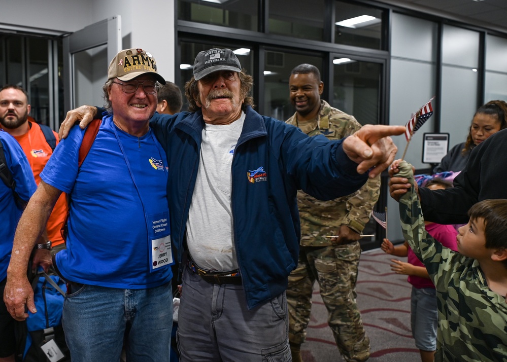 Vandenberg Welcomes Home a Veterans Honor Flight at Santa Maria Airport