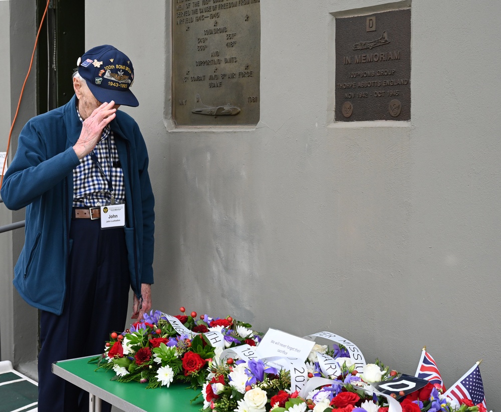 Legendary 100th BG, WWII pilot joins 100th ARW to remember 80th anniversary of ‘Black Week’