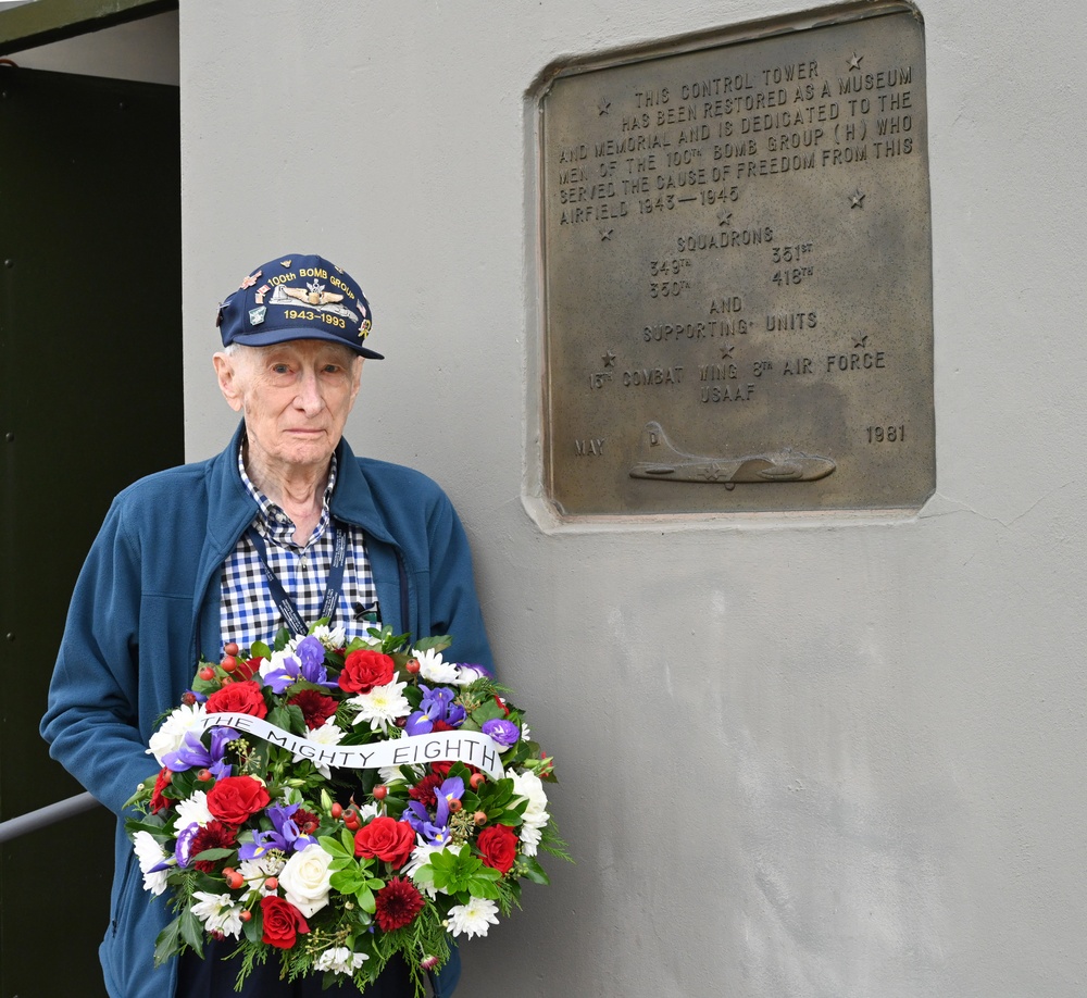 Legendary 100th BG, WWII pilot joins 100th ARW to remember 80th anniversary of ‘Black Week’