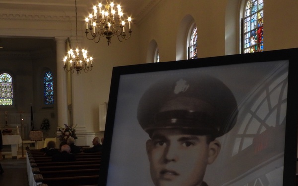 Korean War POW buried at Arlington