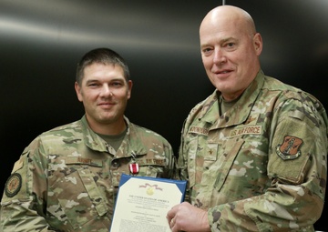 Illinois Air National Guard Recruiter Earns Meritorious Service Medal