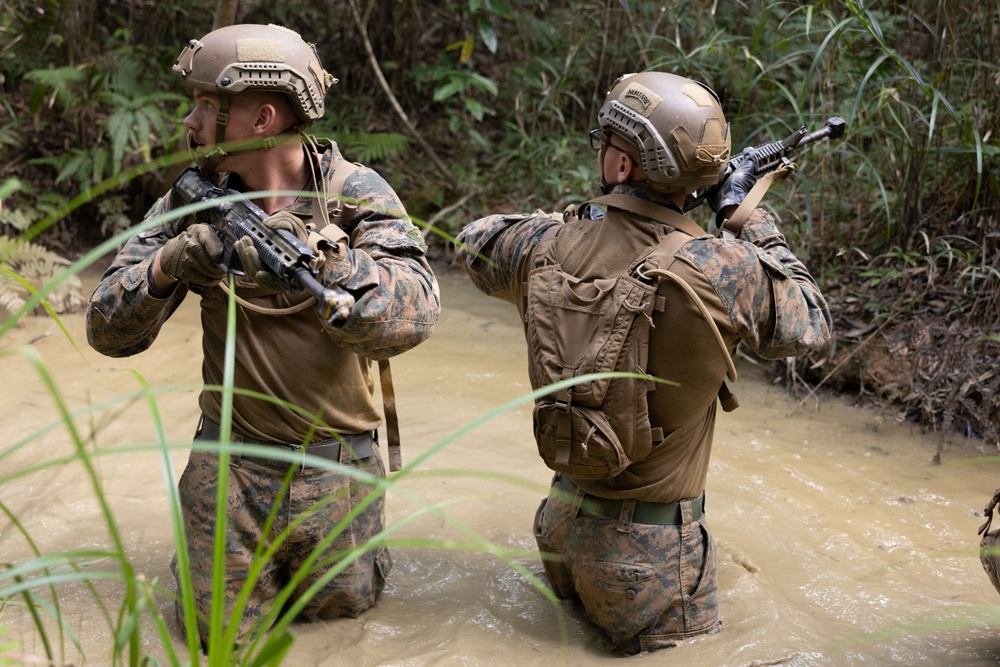 3d Battalion, 5th Marines Basic Jungle Skills Course: Casualty Evacuation Drill