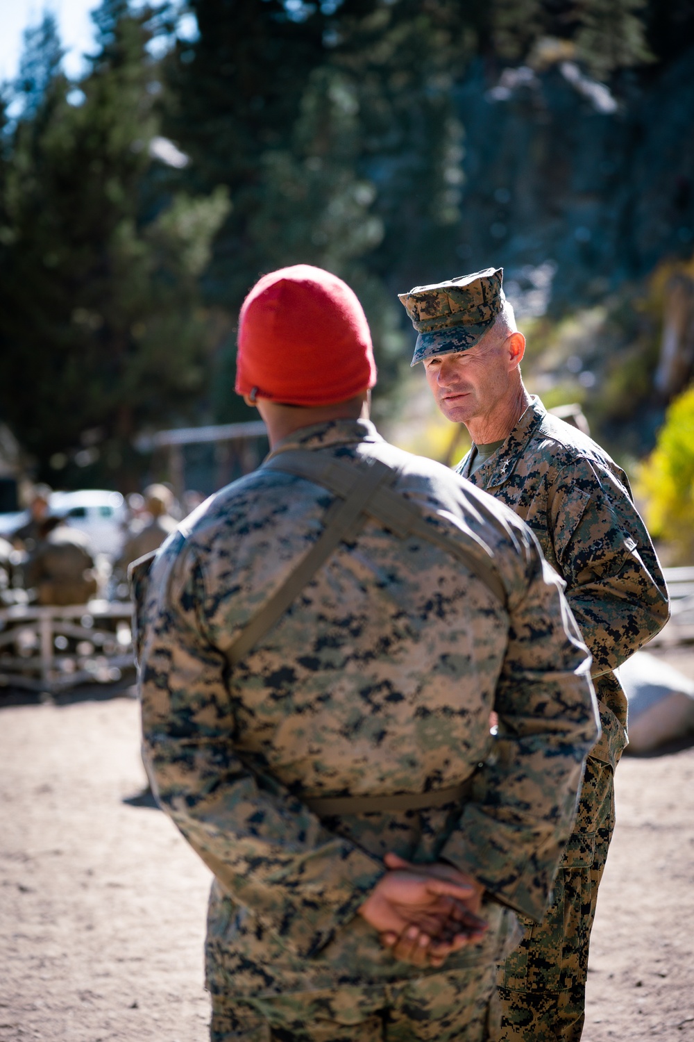 MAGTFC, MCAGCC commanding general visits Marines during a Mountain Leaders Course during MTX 1-24