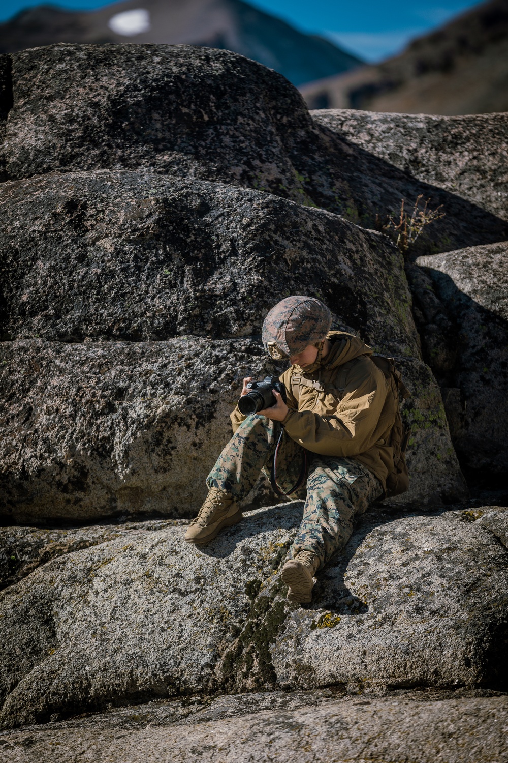 2/5 Marines and the French 27th Mountain Infantry Brigade perform simulated cliff assaults during MTX 1-24