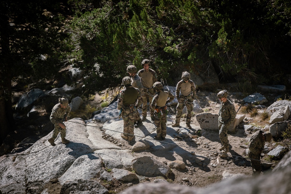 2/5 Marines and the French 27th Mountain Infantry Brigade perform simulated cliff assaults during MTX 1-24