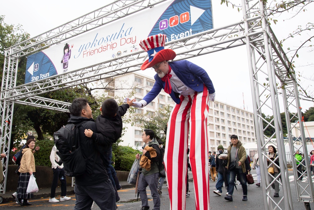 CFAY Hosts Yokosuka Friend Ship Day 2023