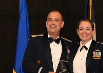 185th Air Refueling Wing Military Ball headlined by Maj. Gen. Vaughan