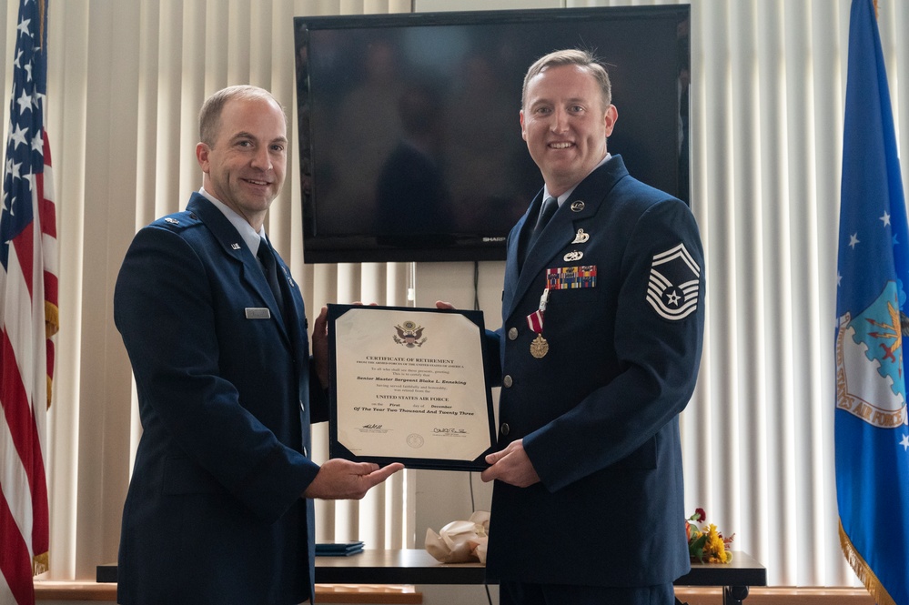 Senior Master Sgt. Enneking retires from the Air National Guard