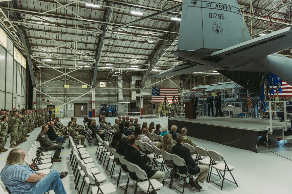 Col. Doug Bailey retires from 139th Airlift Wing