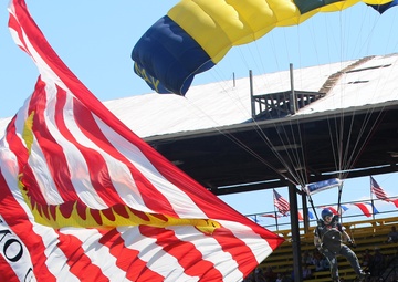 Oregon National Guard supports 2023 Pendleton Round-Up Rodeo with Navy Leap Frogs
