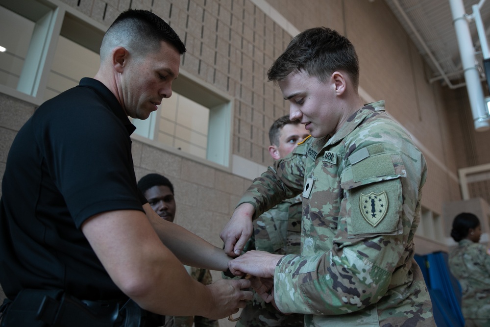 New Hampshire Army National Guard Military Police Train with Manchester Police Department