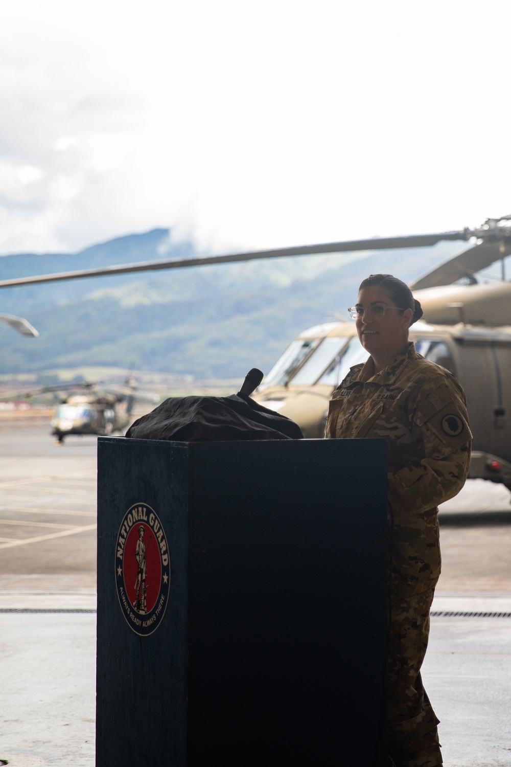 DVIDS - Images - 3-126th AR Incoming Commander Takes Flight [Image 4 Of 7]