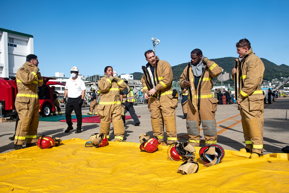 USS America (LHA 6) Conducts 8010 Industrial Fire Drill