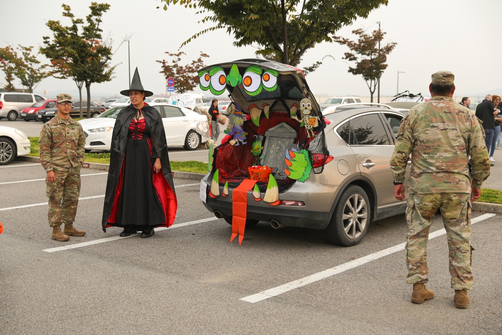 Eighth Army trunk or treat