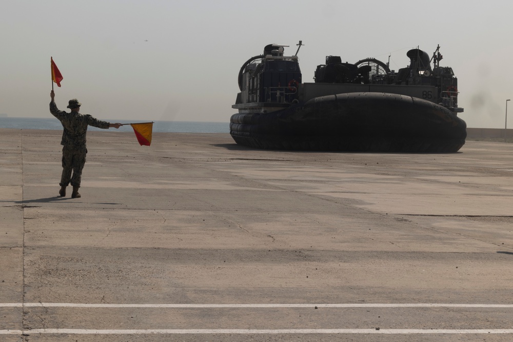 USS Bataan LCAC Operations