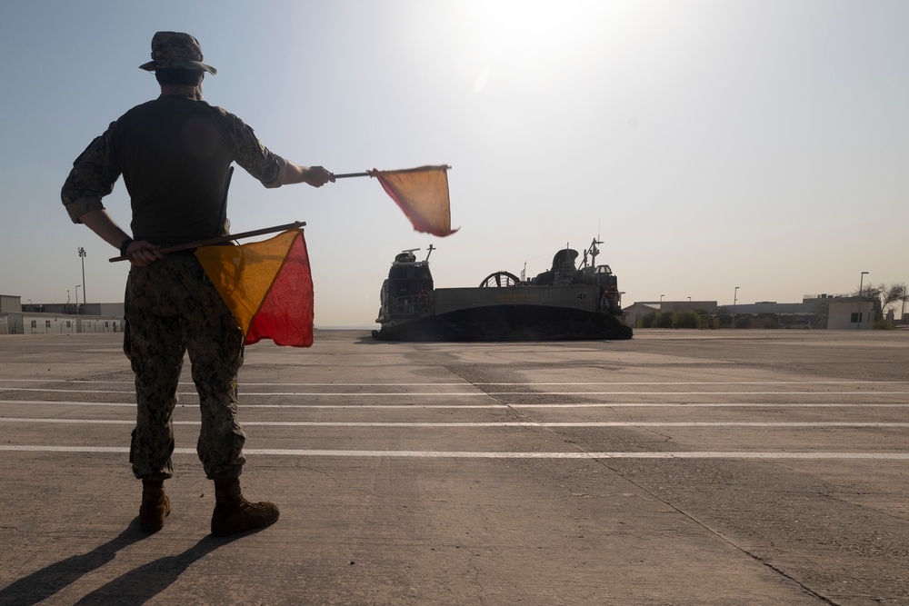 USS Bataan LCAC Operations