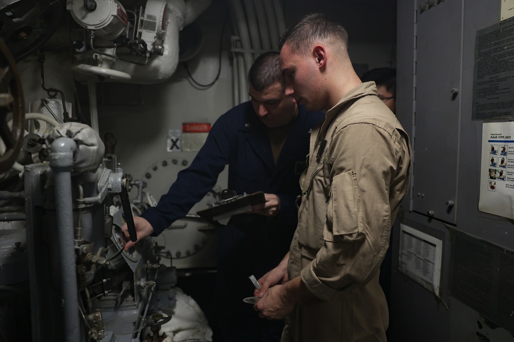 USS Bataan, 26th MEU(SOC) Perform Calibrations