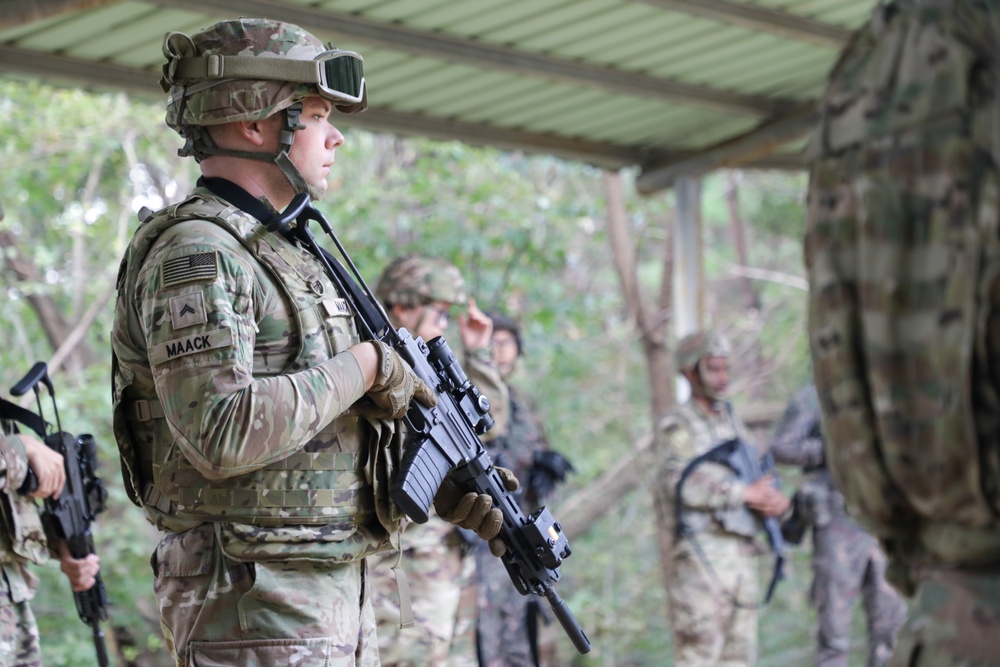 ROK-U.S. Combined Firearm Familiarization Training